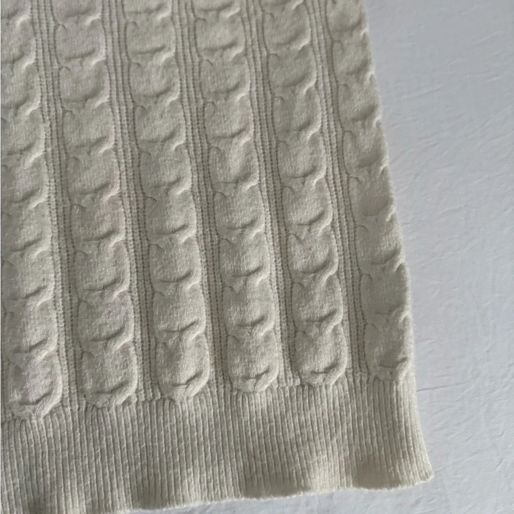 Topshop Cream V-Neck Cable Knit Sweater